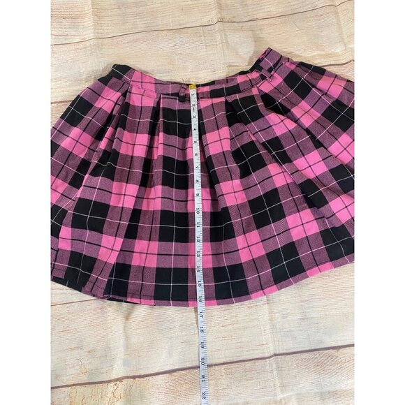 Hot Topic Women's Pink And Black Tartan Mini Skirt - Medium - Picture 2 of 9